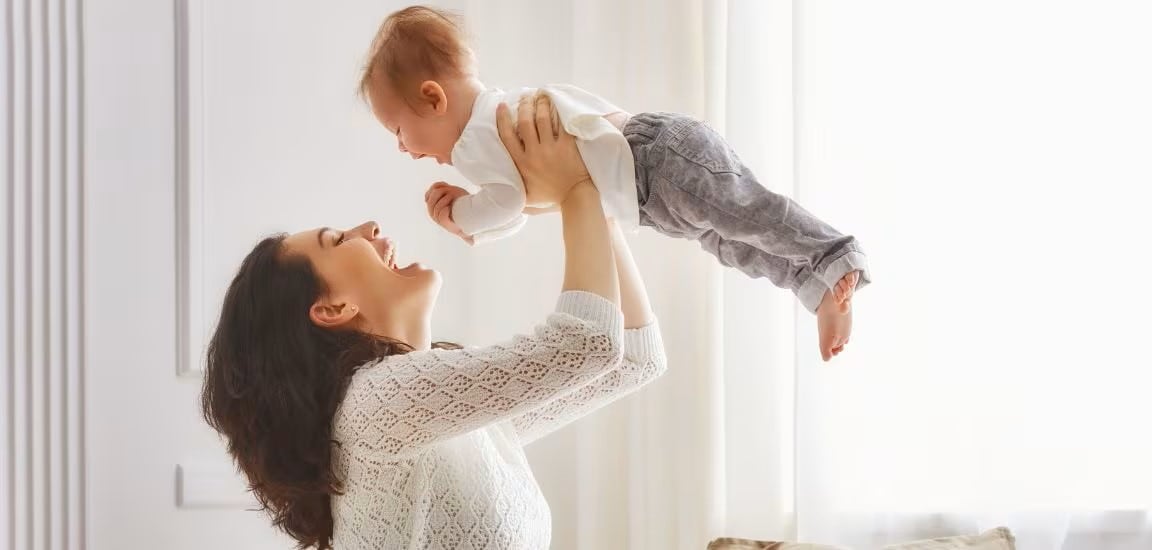 mama in concediu crestere copil NN
