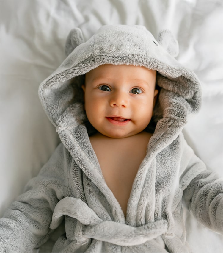 bebelus in halat protejat de asigurarea de sanatate nn