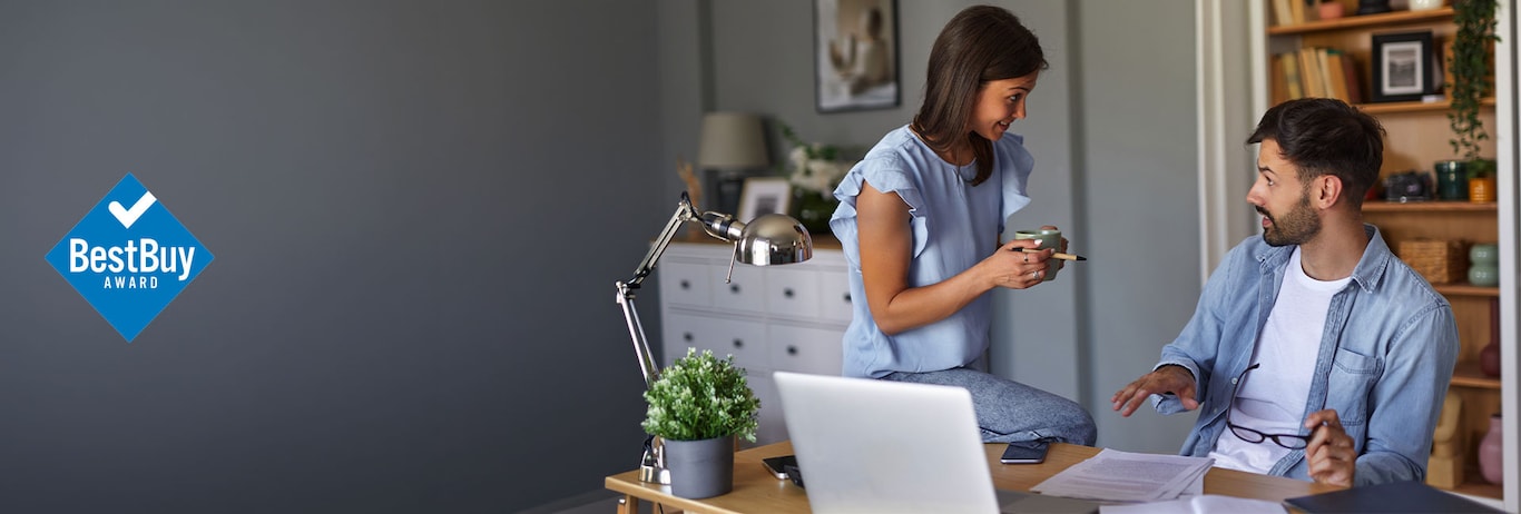 Cuplu tanar economiseste cu Asigurarea de Viata NN