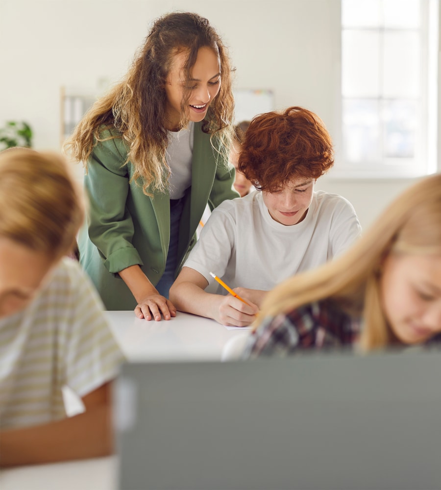 Elevii si profesorii beneficiaza de asigurarea de grup gratuita de la NN in parteneriat cu Nutribalance