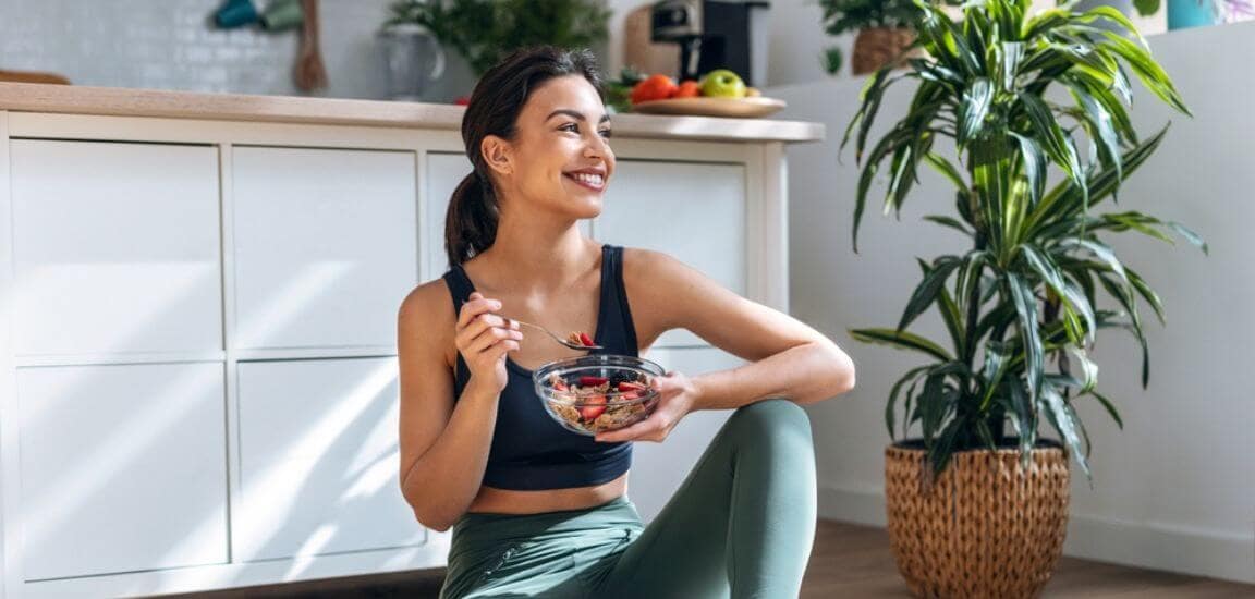 sportiva mananca granola